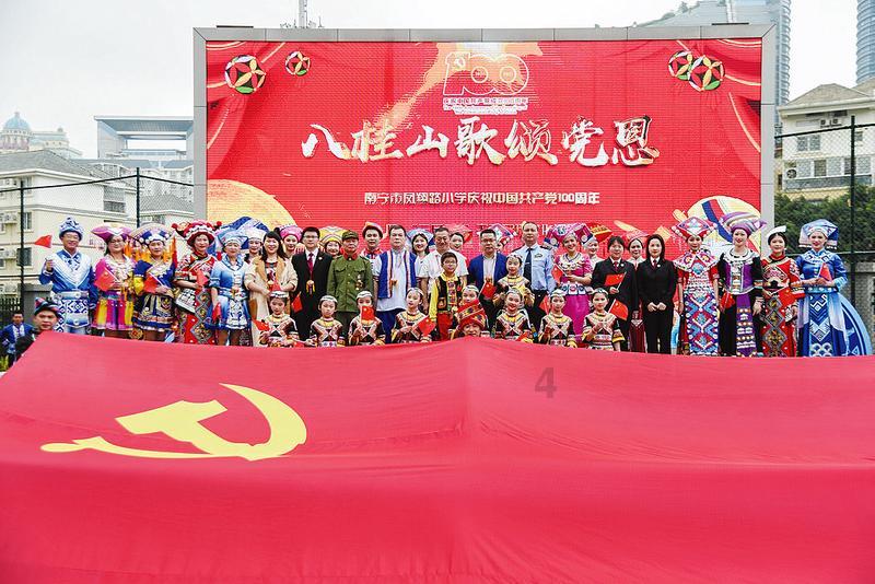 柴母鸡和老母鸡哪个好游戏画面